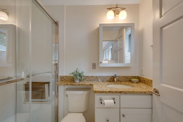 140 Lincoln Road 218, Lincoln, MA 01773