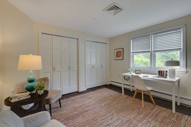 140 Lincoln Road 218, Lincoln, MA 01773