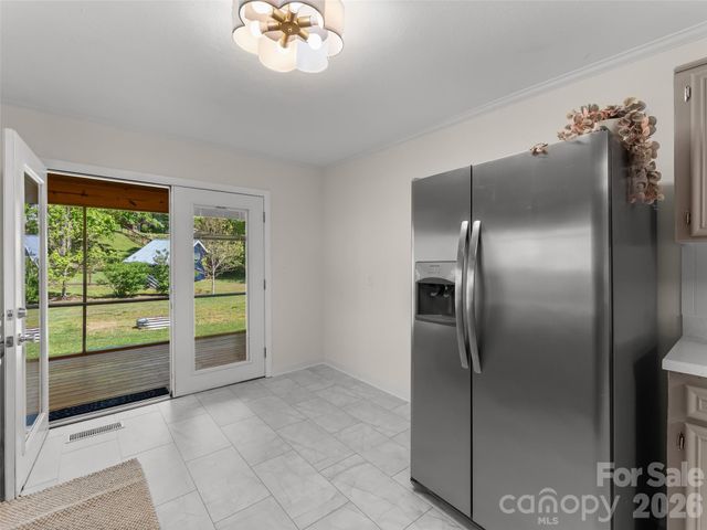 97 Allison Road, Brevard, NC 28712