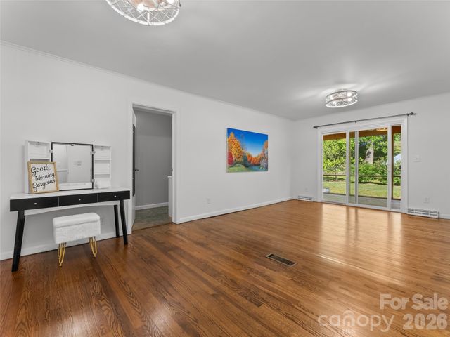 97 Allison Road, Brevard, NC 28712