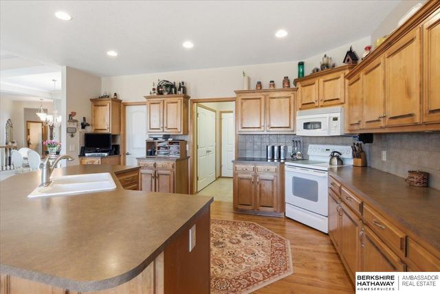 45 Norwood Drive, Council Bluffs, IA 51503