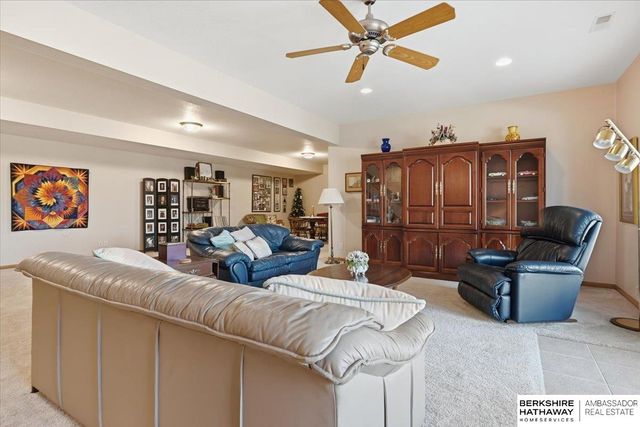 45 Norwood Drive, Council Bluffs, IA 51503