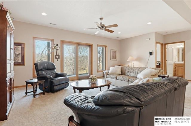 45 Norwood Drive, Council Bluffs, IA 51503