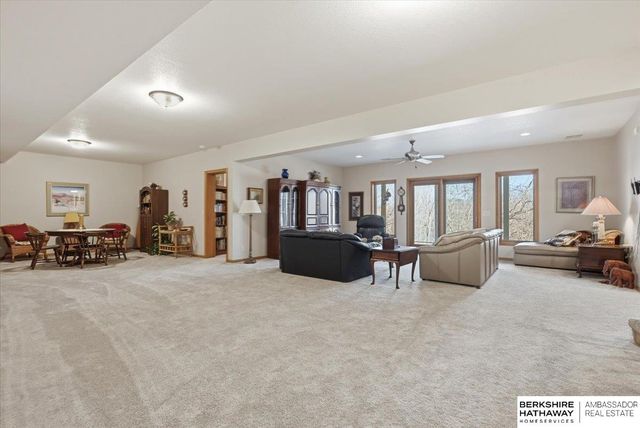 45 Norwood Drive, Council Bluffs, IA 51503