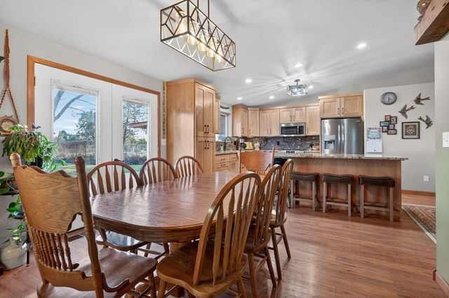 3940 NE Zamia Avenue, Redmond, OR 97756