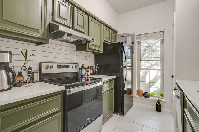 4426 Harlanwood Drive 207, Fort Worth, TX 76109