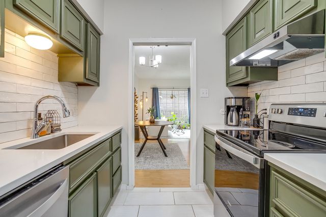 4426 Harlanwood Drive 207, Fort Worth, TX 76109