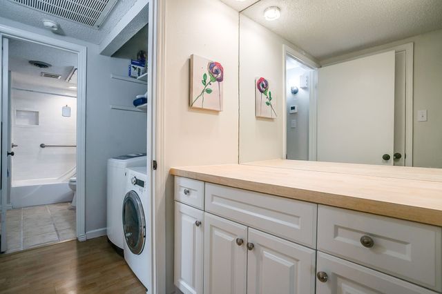 4426 Harlanwood Drive 207, Fort Worth, TX 76109