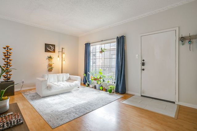 4426 Harlanwood Drive 207, Fort Worth, TX 76109