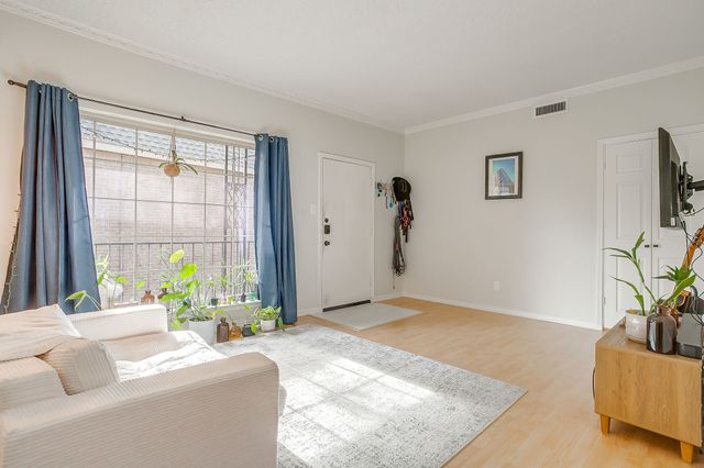 4426 Harlanwood Drive 207, Fort Worth, TX 76109