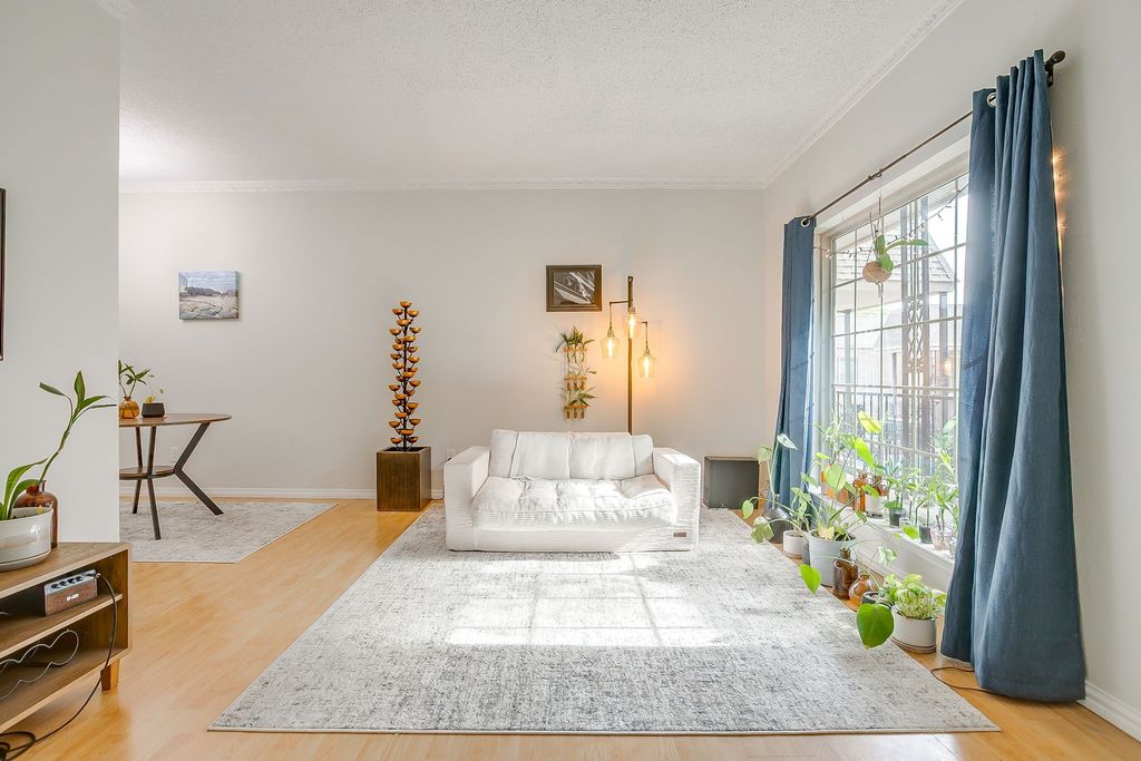 4426 Harlanwood Drive 207, Fort Worth, TX 76109