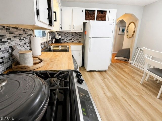 335 Edgeworth St, Middlesex Boro, NJ 08846