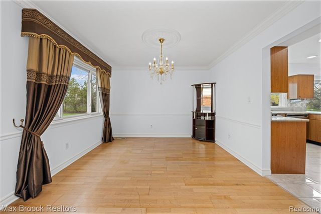 6240 Wynford Drive, West Bloomfield, MI 48322