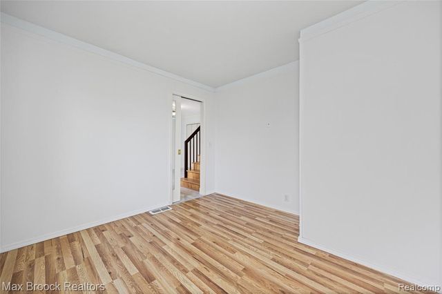 6240 Wynford Drive, West Bloomfield, MI 48322