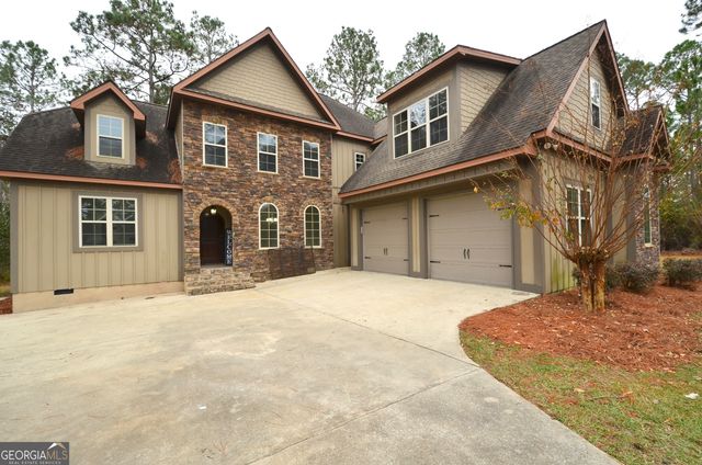 438 Highland Lakes Drive, Eastman, GA 31023