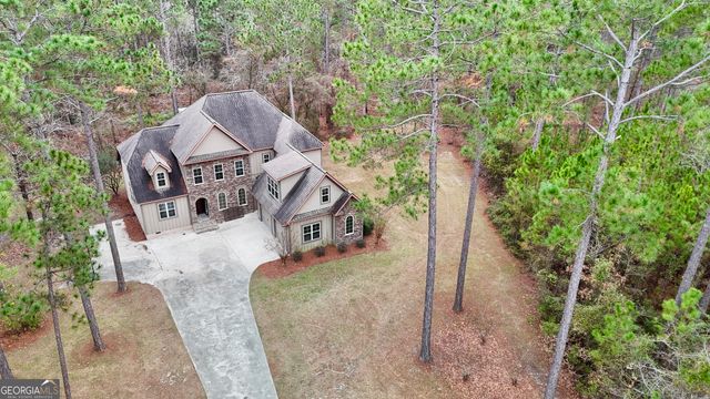 438 Highland Lakes Drive, Eastman, GA 31023