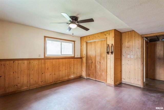 3403 4TH Street, East Moline, IL 61244