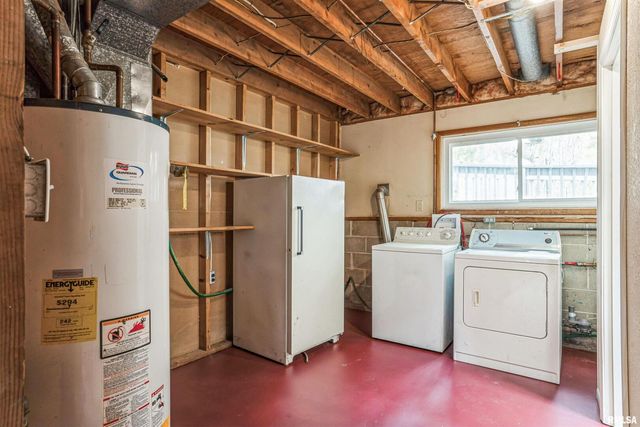 3403 4TH Street, East Moline, IL 61244