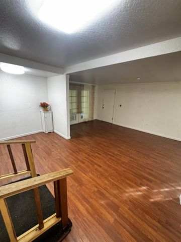 6346 Mariposa Ave, Citrus Heights, CA 95610