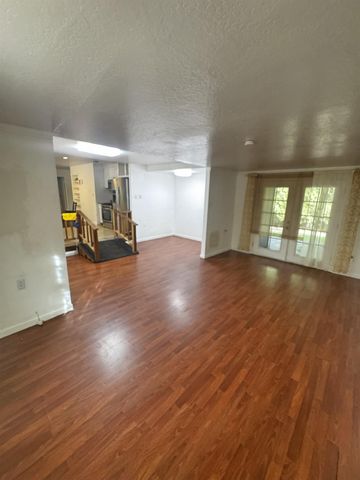 6346 Mariposa Ave, Citrus Heights, CA 95610