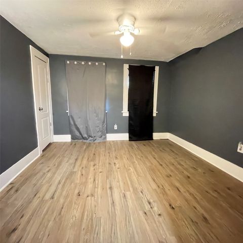 323 LIGHTHOUSE Street, Erie, PA 16507