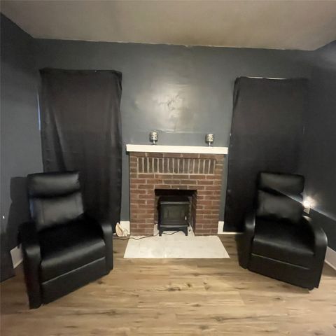 323 LIGHTHOUSE Street, Erie, PA 16507