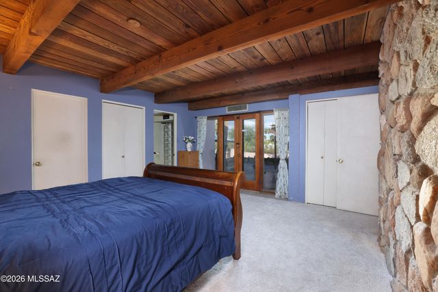 7600 N Village Avenue, Tucson, AZ 85704