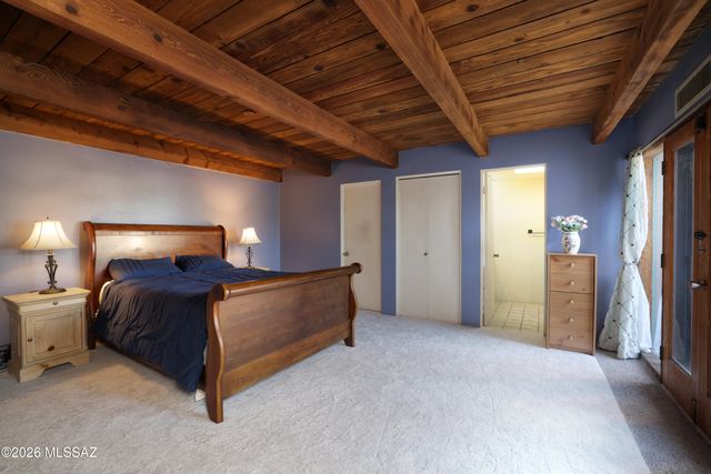 7600 N Village Avenue, Tucson, AZ 85704
