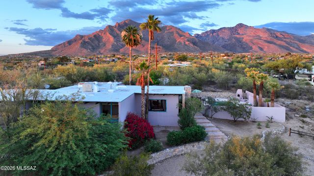 7600 N Village Avenue, Tucson, AZ 85704