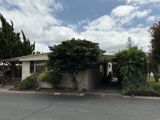 525 W >El Norte Pkwy 33, Escondido, CA 92026