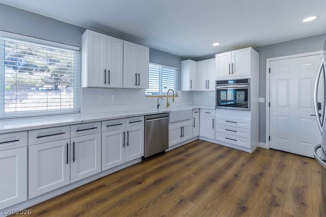 7160 Polaris Avenue, Las Vegas, NV 89118