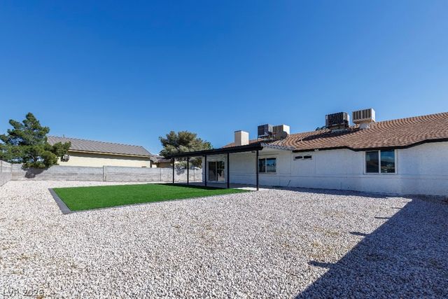 7160 Polaris Avenue, Las Vegas, NV 89118