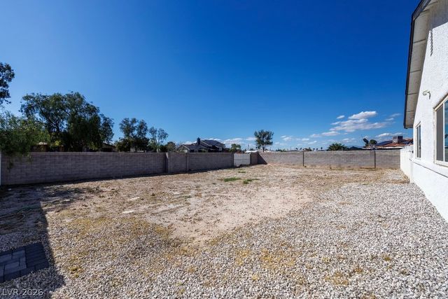 7160 Polaris Avenue, Las Vegas, NV 89118