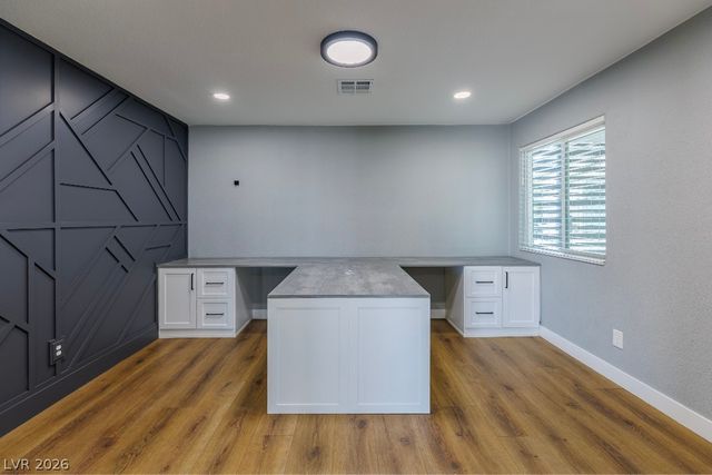 7160 Polaris Avenue, Las Vegas, NV 89118