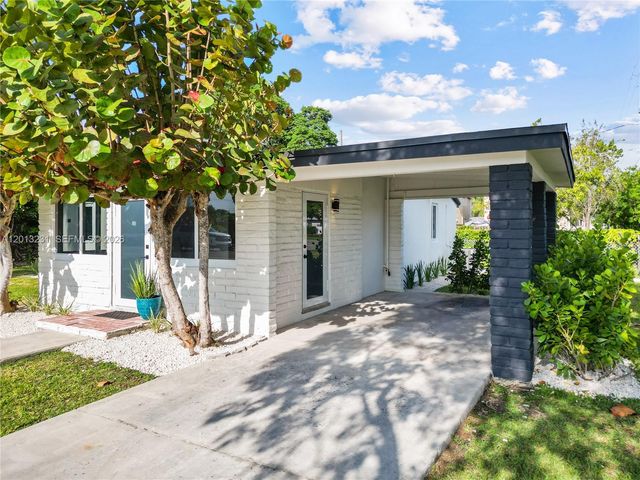 1044 NE 4th Ave, Homestead, FL 33030