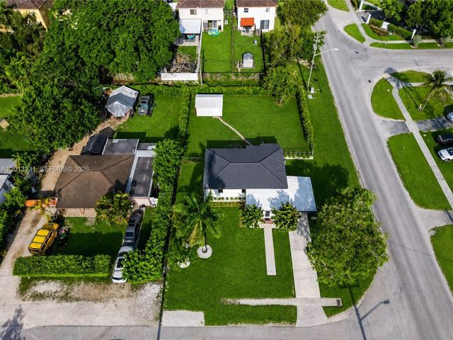 1044 NE 4th Ave, Homestead, FL 33030