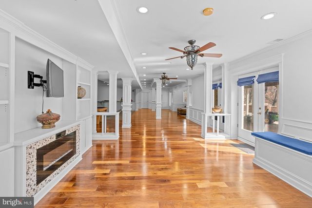 712 SWAN CREEK RD, Fort Washington, MD 20744