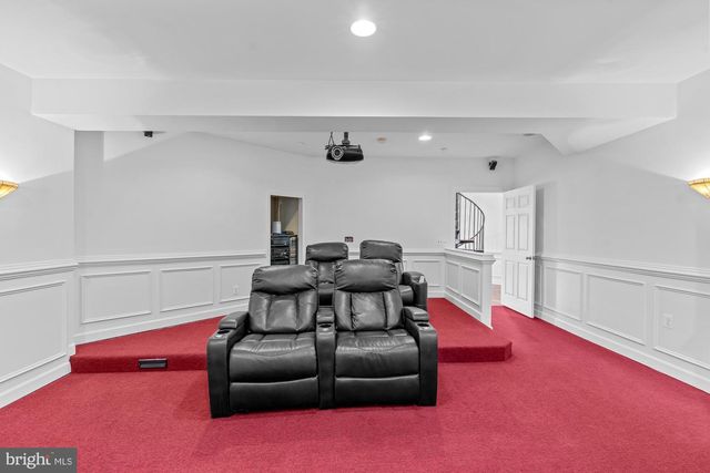 712 SWAN CREEK RD, Fort Washington, MD 20744