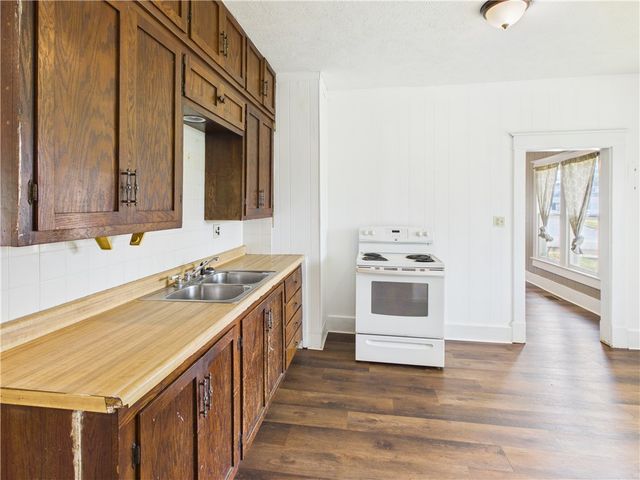 312 N Chestnut, Harrison, AR 72601