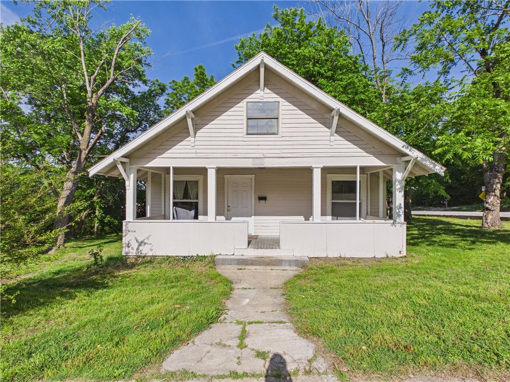 312 N Chestnut, Harrison, AR 72601