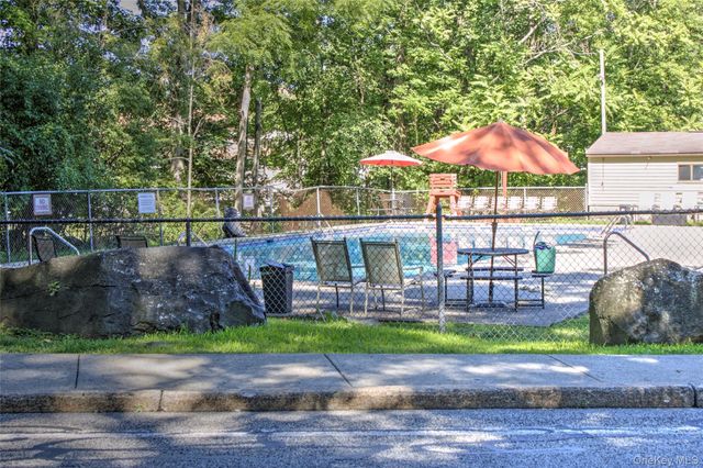 15 Ash Court, Highland Mills, NY 10930