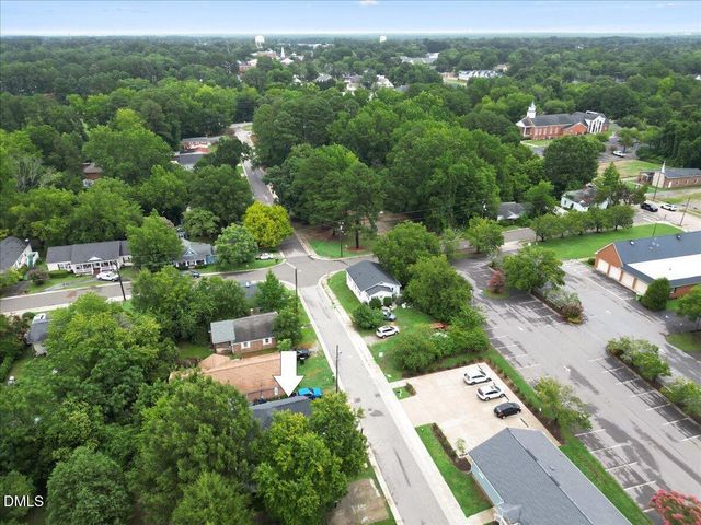 518 First Street, Apex, NC 27502