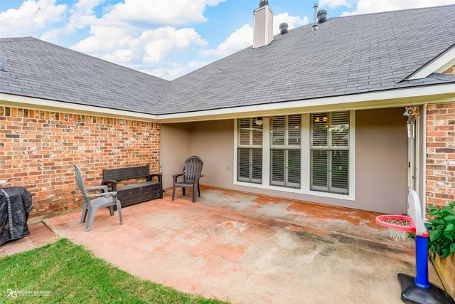 5535 Meadowsweet Circle, Bossier City, LA 71112