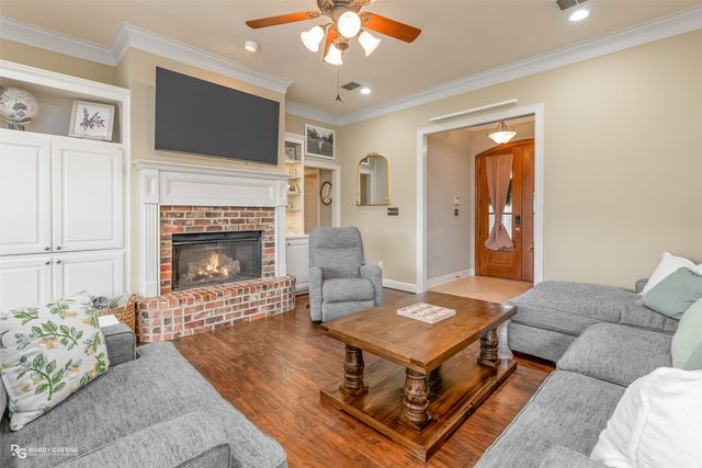 5535 Meadowsweet Circle, Bossier City, LA 71112