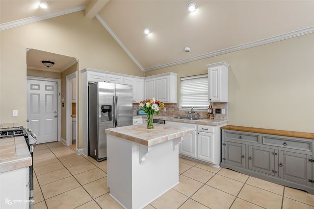 5535 Meadowsweet Circle, Bossier City, LA 71112