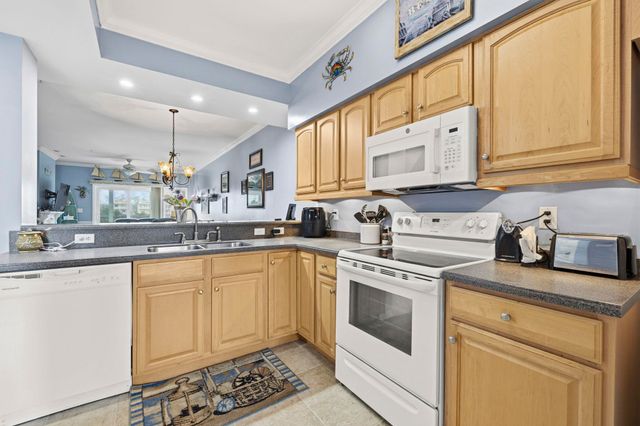 407 24th Ave N Unit 102, North Myrtle Beach, SC 29582