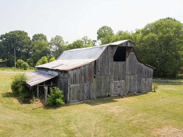 1003B Franklin Rd, Gallatin, TN 37066