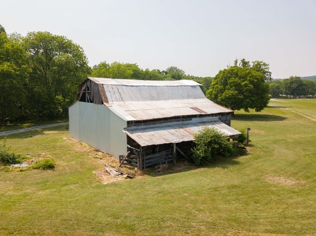 1003B Franklin Rd, Gallatin, TN 37066