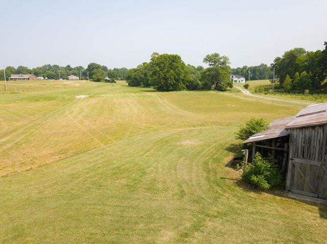 1003B Franklin Rd, Gallatin, TN 37066