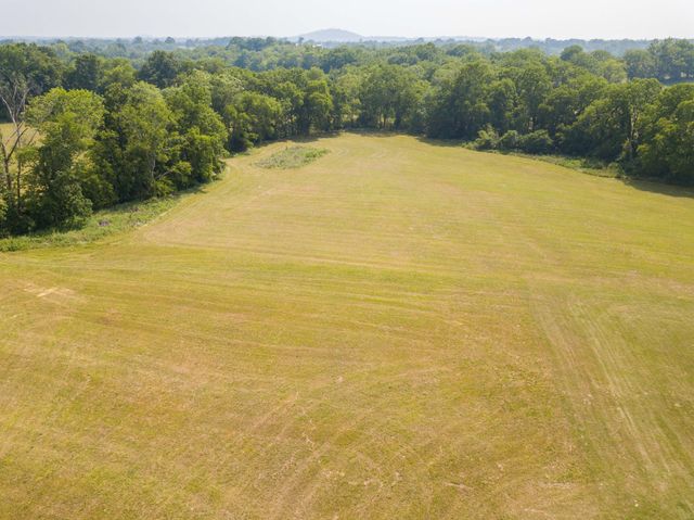 1003B Franklin Rd, Gallatin, TN 37066